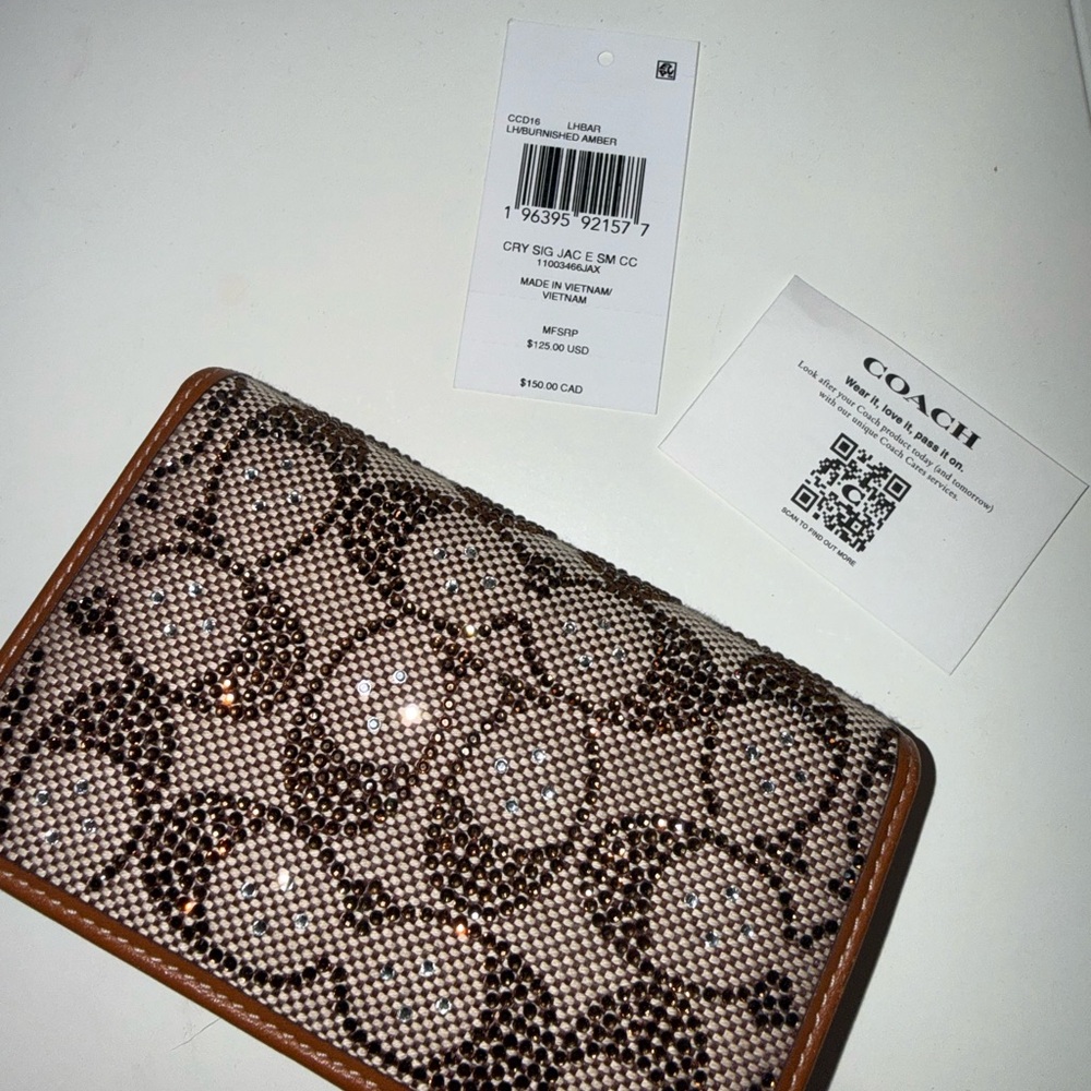 COACH Essential Slim Card Case In Crystal Signature - Like New-CCD16